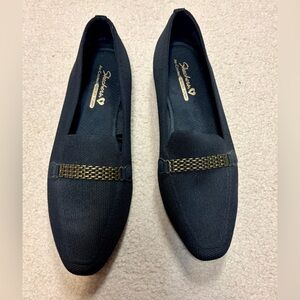 Skechers Black Loafers with Gold Accent